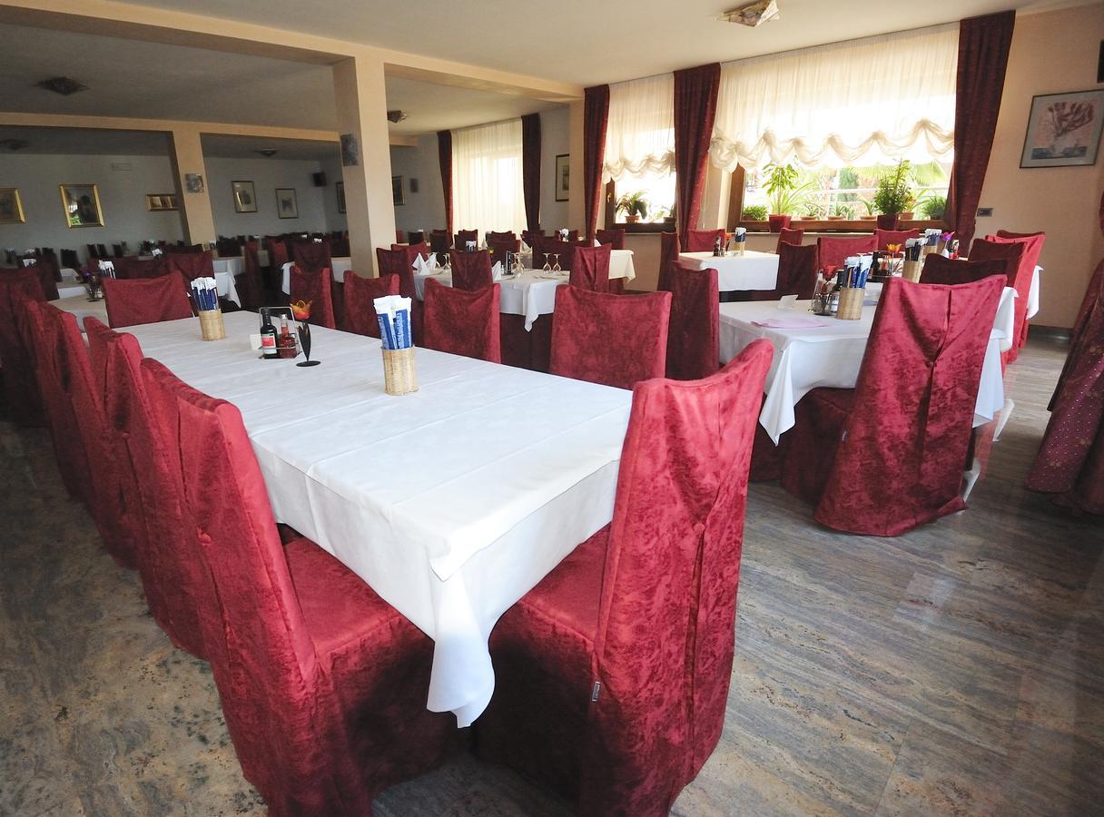 Hotel San Remo San Zeno di Montagna Eksteriør bilde